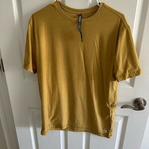 Men's Vuori Mustard T-Shirt